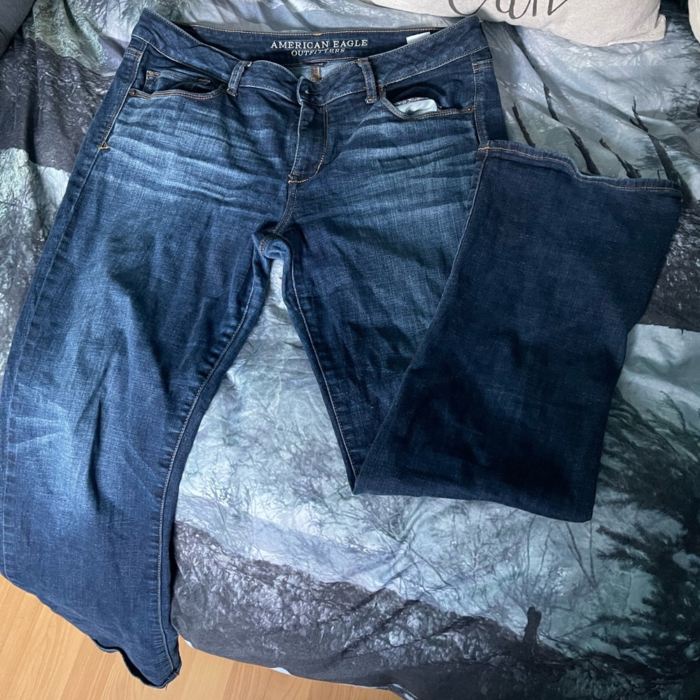 AE Skinny Kick Super Stretch Bootcut Jean in size 14